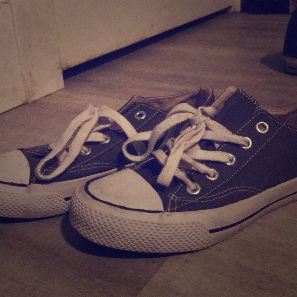 Converse look alike - olive green - airwalks
